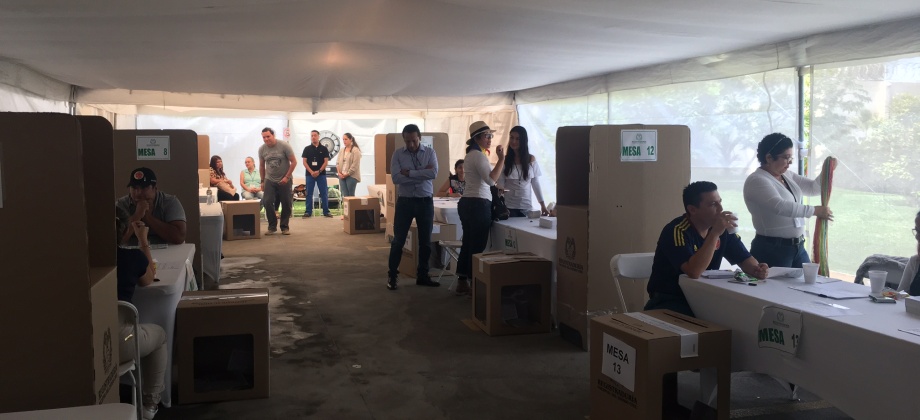 Con normalidad se realizan las elecciones de Presidente y Vicepresidente 2018 en el Puestos de votación en San Juan de Costa Rica